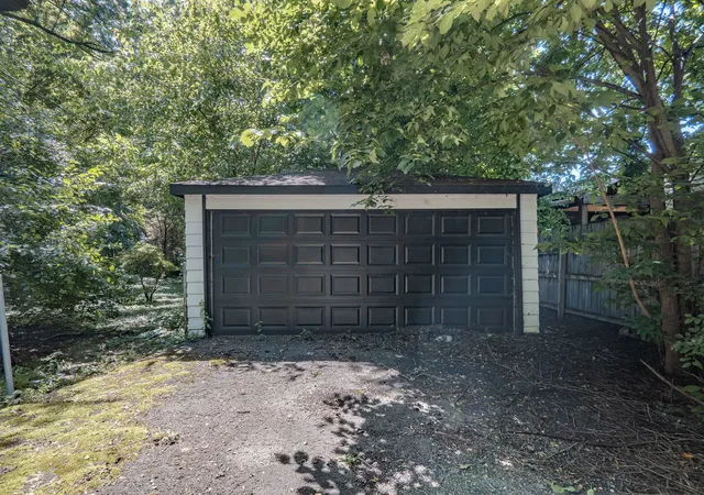 Photo 15 of Single family home for sale at 622 N Main St, Lombard, IL 60148 | MLS# 12691227 | Listing updated on 2026-07-31