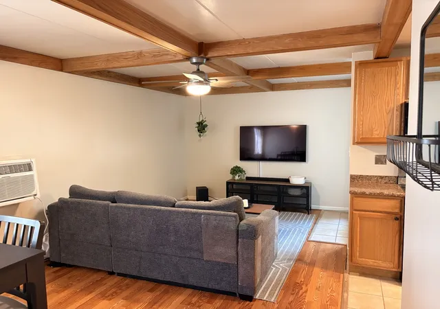 Homes for sale in Arlington Heights, IL | 342 W Miner St #1A, Arlington Heights, IL 60005 | MLS# 12691233