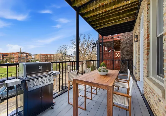 Homes for sale in Chicago, IL | 4852 S Prairie Ave #2B, Chicago, IL 60615 | MLS# 12691235