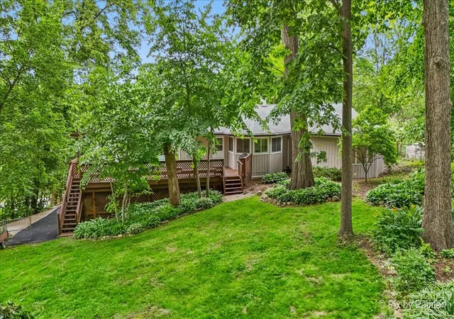 Photo 1 of Single family home for sale at 109 Wood Dr, Algonquin, IL 60102 | MLS# 12691239 | Listing updated on 2026-09-11