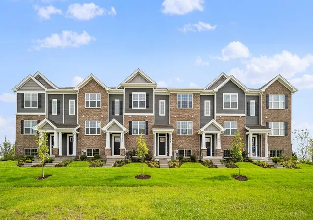 Homes for sale in Tinley Park, IL | 17396 Ulster Dr, Tinley Park, IL 60477 | MLS# 12691246
