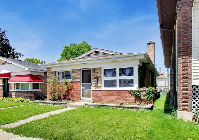 2nd image of (Undisclosed), Berwyn, IL 60402 | MLS# 12691268