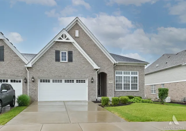 Homes for sale in Lemont, IL | 13161 Eliza Ct, Lemont, IL 60439 | MLS# 12691273