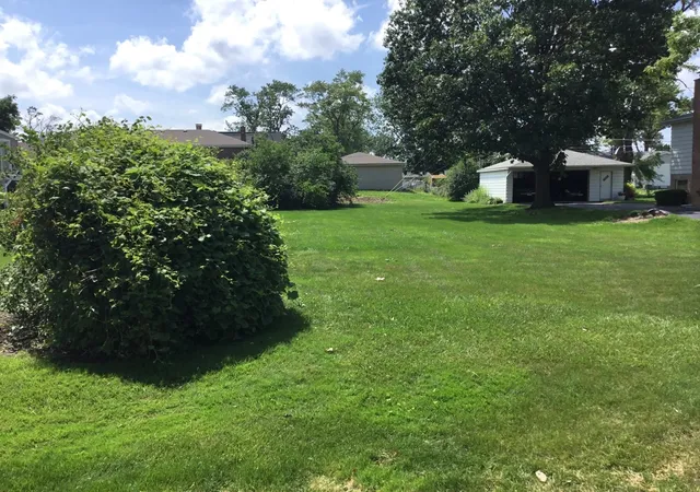 1st image of 11832 S La Crosse Ave, Alsip, IL 60803 | MLS# 12691275