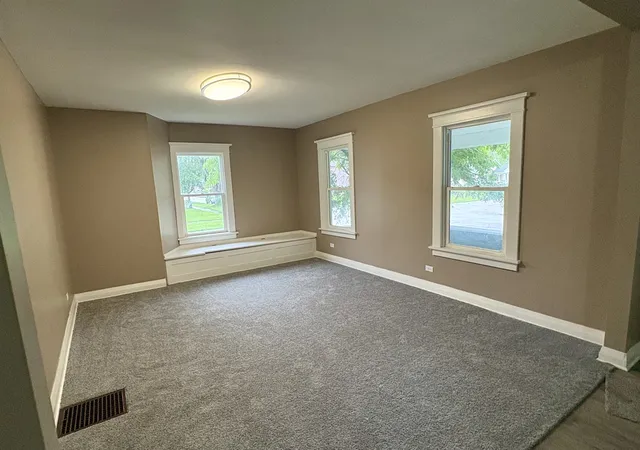 Photo 3 of Single family home for sale at 396 S Rosewood Ave, Kankakee, IL 60901 | MLS# 12691280 | Listing updated on 2026-07-17