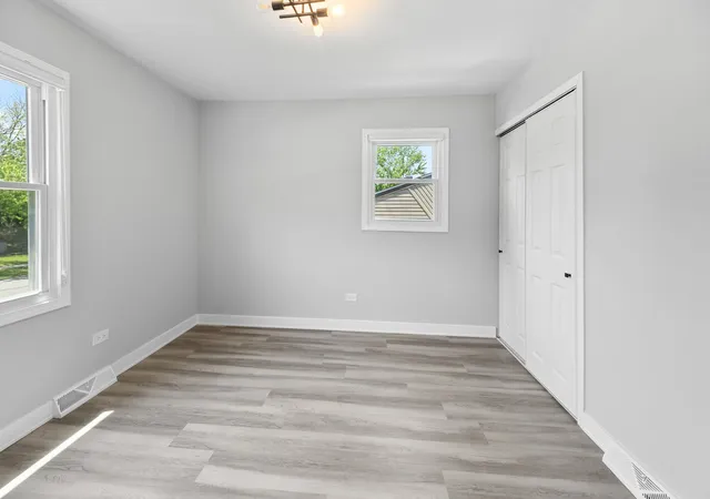 Homes for sale in Orland Park, IL | 8920 Fairway Dr, Orland Park, IL 60462 | MLS# 12691345