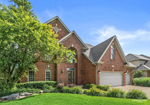 Homes for sale in Naperville, IL | 3811 Sunburst Ln, Naperville, IL 60564 | MLS# 12691381