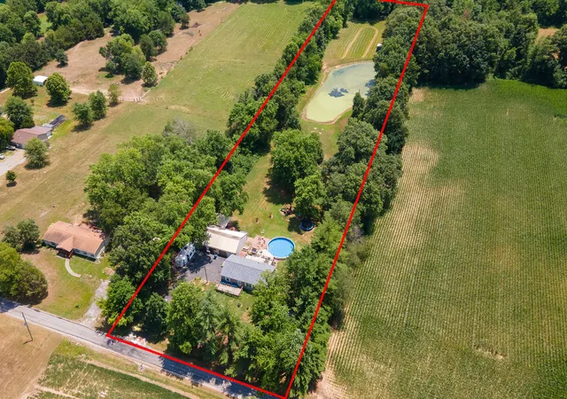 4th image of 8184 Knox Rd, West Frankfort, IL 62896 | MLS# 12691382