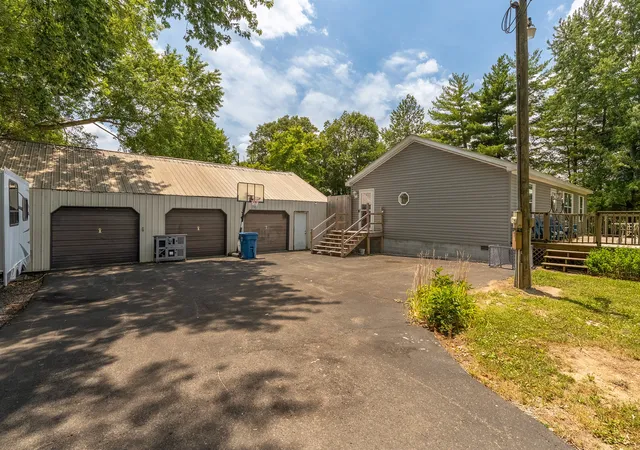 5th image of 8184 Knox Rd, West Frankfort, IL 62896 | MLS# 12691382