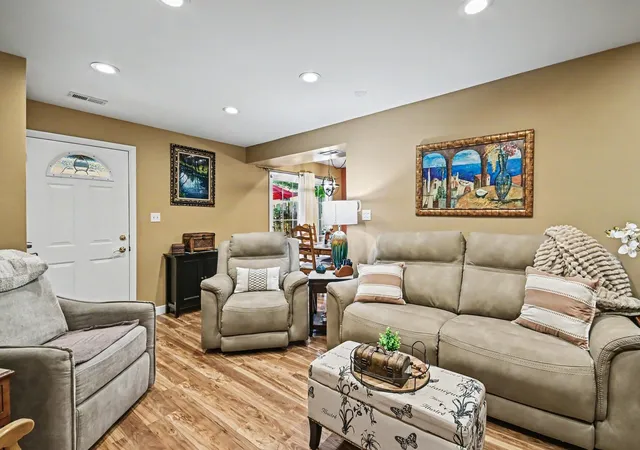 Homes for sale in Crest Hill, IL | 2225 Daffodil Dr #308c, Crest Hill, IL 60403 | MLS# 12691414