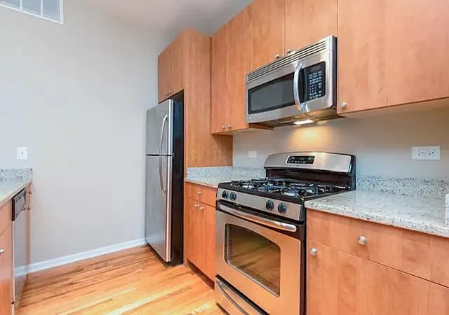 3rd image of 318 E 25Th St E #2E, Chicago, IL 60616 | MLS# 12691454