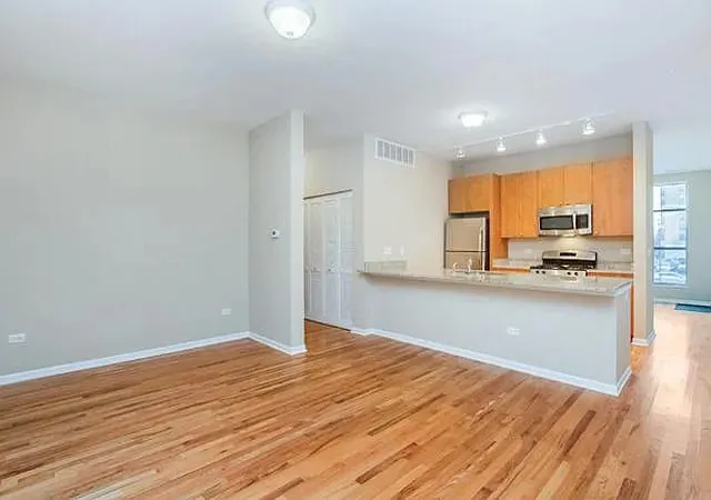 5th image of 318 E 25Th St E #2E, Chicago, IL 60616 | MLS# 12691454