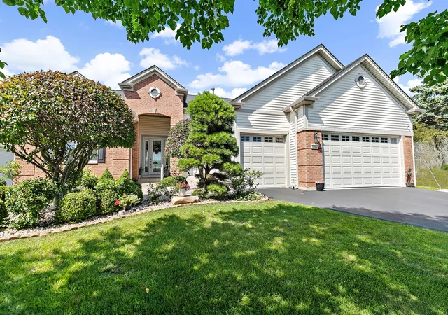 Homes for sale in Huntley, IL | 12552 Pheasant Ridge Dr, Huntley, IL 60142 | MLS# 12691456