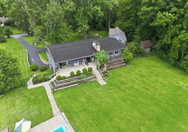 2nd image of 15287 W Apple Orchard Ln, Lincolnshire, IL 60069 | MLS# 12691486
