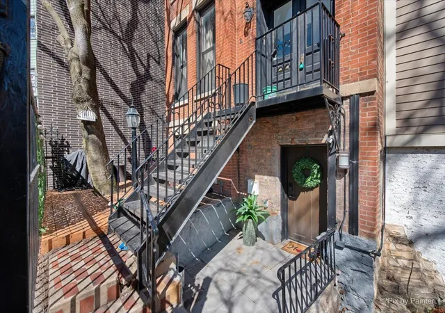 Homes for sale in Chicago, IL | 1969 N Lincoln Ave #1, Chicago, IL 60614 | MLS# 12691525