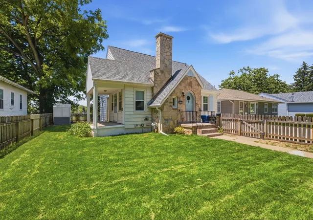Homes for sale in Rock Island, IL | 3744 12Th St, Rock Island, IL 61201 | MLS# 12691532