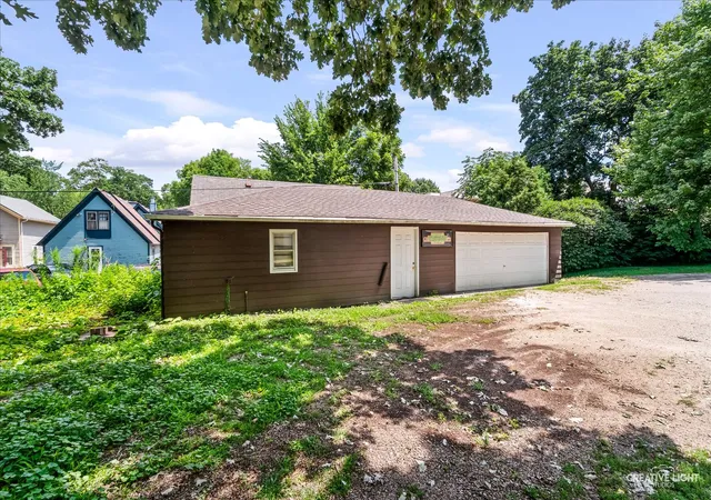 Homes for sale in Elgin, IL | 386 E Chicago St, Elgin, IL 60120 | MLS# 12691540