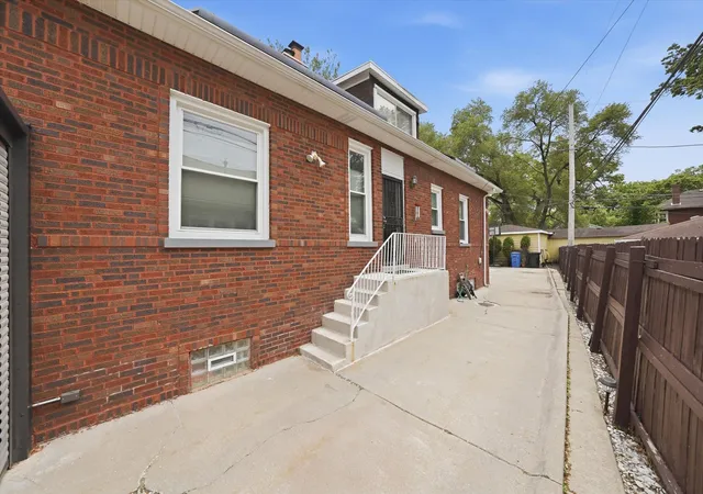 22nd image of 1615 W Beverly Glen Pkwy, Chicago, IL 60643 | MLS# 12691544