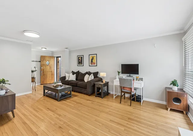 Homes for sale in Highland Park, IL | 552 Burton Ave, Highland Park, IL 60035 | MLS# 12691548