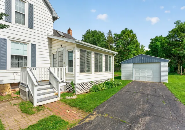 Homes for sale in Byron, IL | 121 W 6Th St, Byron, IL 61010 | MLS# 12691560