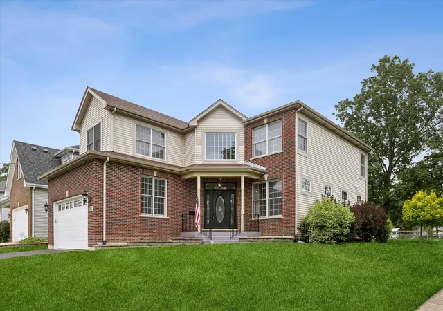 1st image of 202 W Willow St, Lombard, IL 60148 | MLS# 12691561