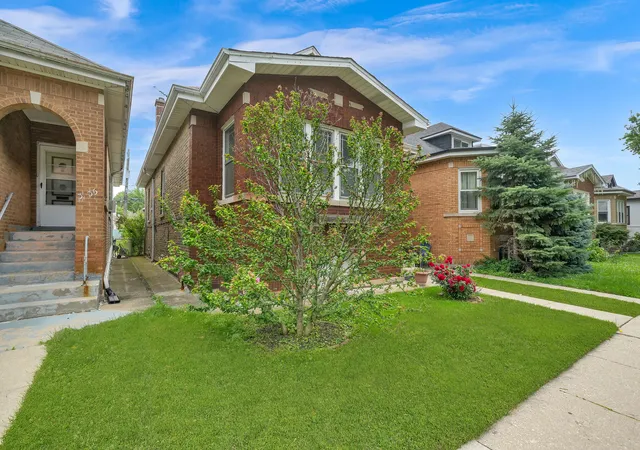 2nd image of 3131 N Major Ave, Chicago, IL 60634 | MLS# 12691566