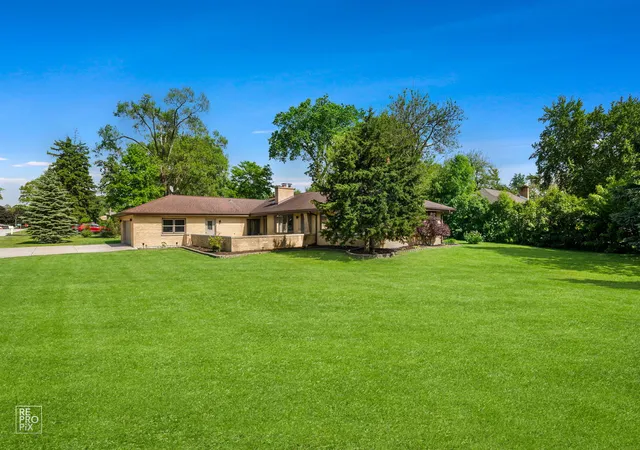 30th image of 16w721 Red Oak St, Bensenville, IL 60106 | MLS# 12691608