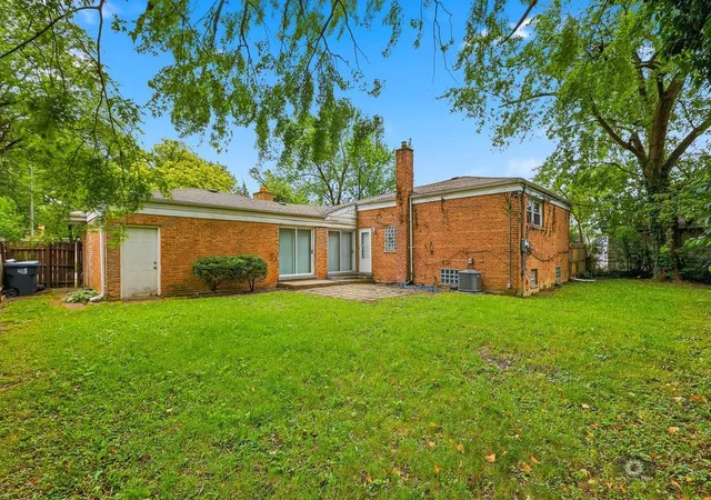 Homes for sale in South Holland, IL | 16112 University Ave, South Holland, IL 60473 | MLS# 12691618