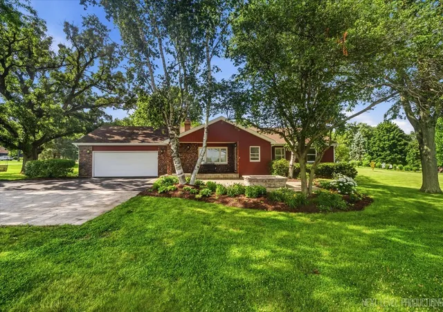 Homes for sale in Hampshire, IL | 17N228 Oak Grove Dr, Hampshire, IL 60140 | MLS# 12691645