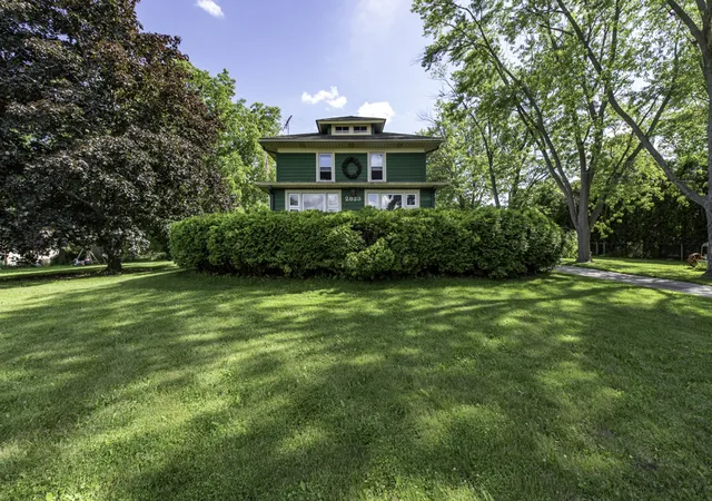 Homes for sale in Zion, IL | 2823 27Th St, Zion, IL 60099 | MLS# 12691647