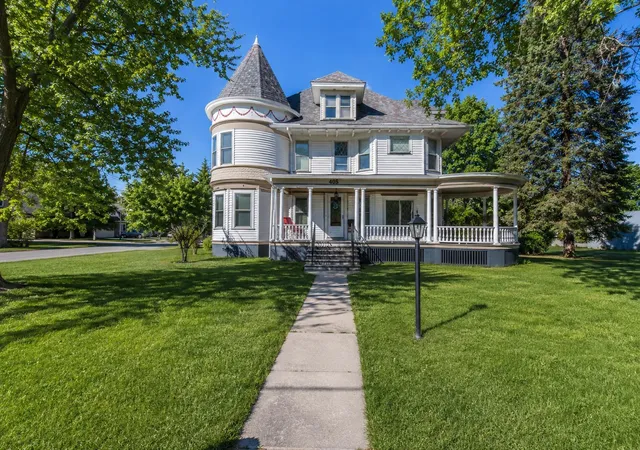 1st image of 405 E Peru St, Princeton, IL 61356 | MLS# 12691648