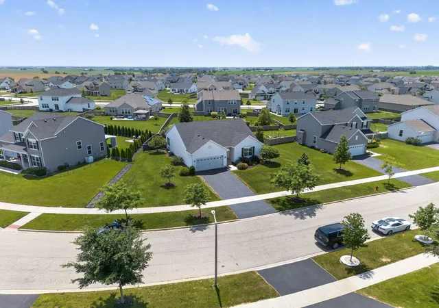 5th image of 560 Manchester Ln, Yorkville, IL 60560 | MLS# 12691678