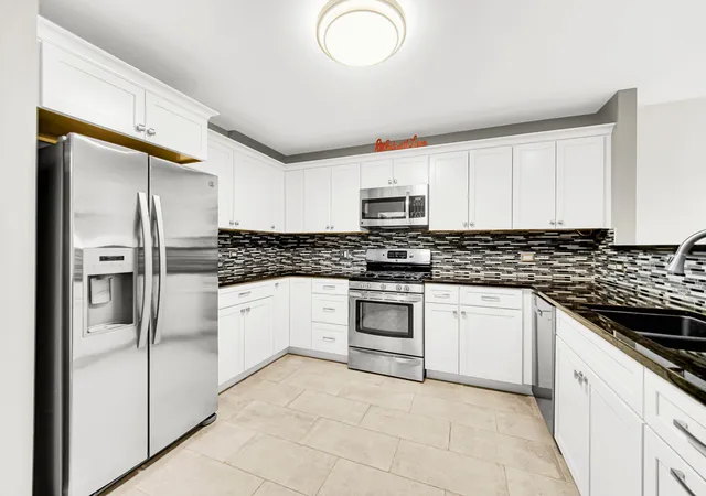 5th image of 1257 Oakleaf Ct, Aurora, IL 60506 | MLS# 12691683