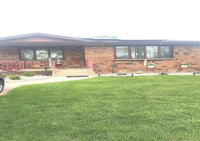 image of 18624 Wentworth Ave, Lansing, IL 60438 | MLS# 12691699