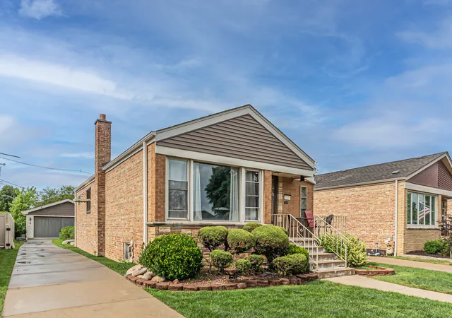 Photo 2 of Sale Pending at 3826 W 109th Street, Chicago, IL 60655 | MLS# 12691716 | Listing updated on 2026-09-14