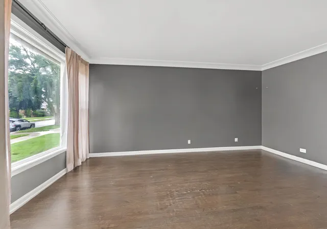 Photo 3 of Sale Pending at 3826 W 109th Street, Chicago, IL 60655 | MLS# 12691716 | Listing updated on 2026-09-14
