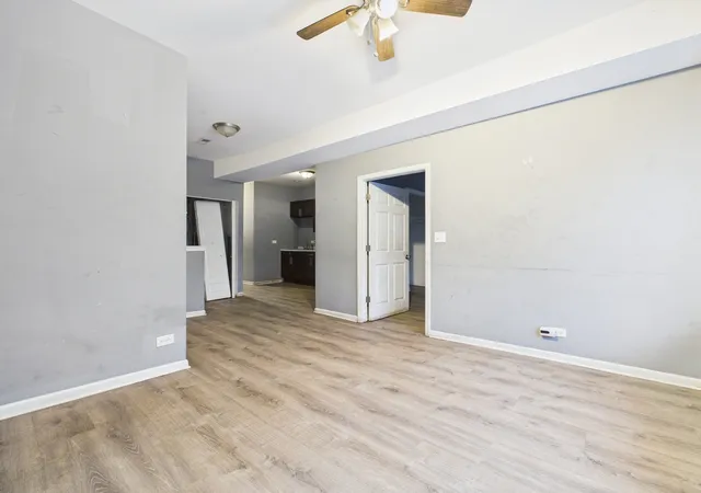 Homes for sale in Chicago, IL | 6020 S Vernon Ave, Chicago, IL 60637 | MLS# 12691723
