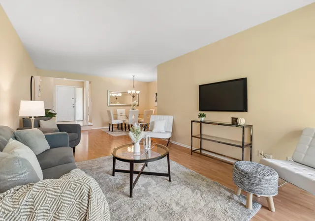 Homes for sale in Buffalo Grove, IL | 971 Hidden Lake Dr, Buffalo Grove, IL 60089 | MLS# 12691755