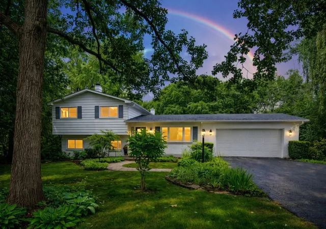 Homes for sale in Lake Forest, IL | 26890 N Longwood Rd, Lake Forest, IL 60045 | MLS# 12691767