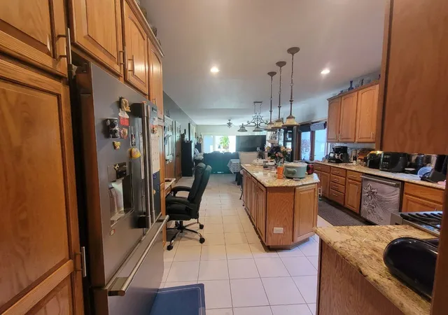 Homes for sale in Peoria, IL | 2601 W Windflower Ct, Peoria, IL 61615 | MLS# 12691772