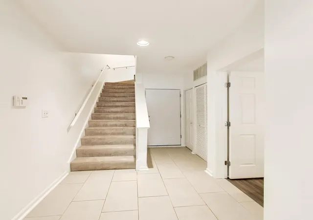 Homes for sale in Chicago, IL | 4926 S Cornell Ave #E, Chicago, IL 60615 | MLS# 12691804