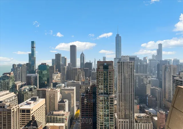 32nd image of 800 N Michigan Ave #5501, Chicago, IL 60611 | MLS# 12691837