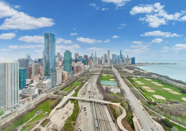 Homes for sale in Chicago, IL | 1211 S Prairie Ave #3901, Chicago, IL 60605 | MLS# 12691852