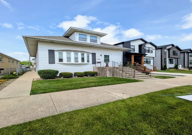 Homes for sale in Chicago, IL | 4820 N Natoma Ave, Chicago, IL 60656 | MLS# 12691864