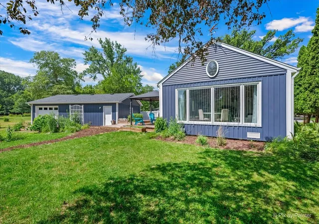 1st image of 209 Eastwood Ct, Barrington, IL 60010 | MLS# 12691917