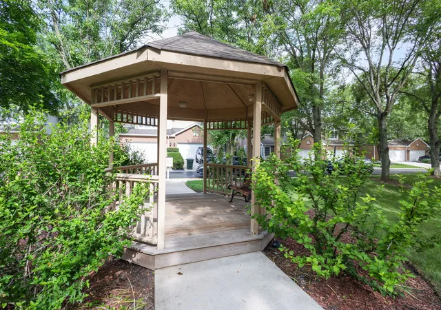 17th image of 14547 Club Circle Dr, Oak Forest, IL 60452 | MLS# 12691921