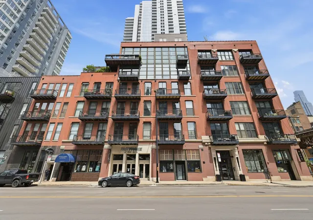 Homes for sale in Chicago, IL | 300 W Grand Ave #203, Chicago, IL 60654 | MLS# 12691924