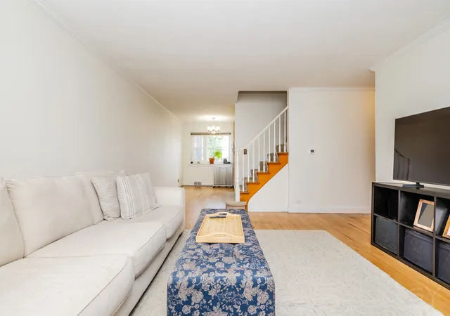 3rd image of 7535 Kenton Ave, Skokie, IL 60076 | MLS# 12691947