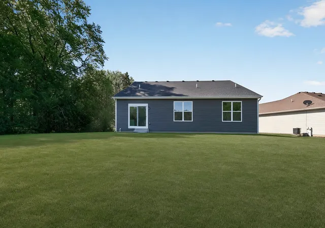 Photo 2 of Single family home for sale at 2030 Kenilworth Pl, Aurora, IL 60506 | MLS# 12691957 | Listing updated on 2026-09-15