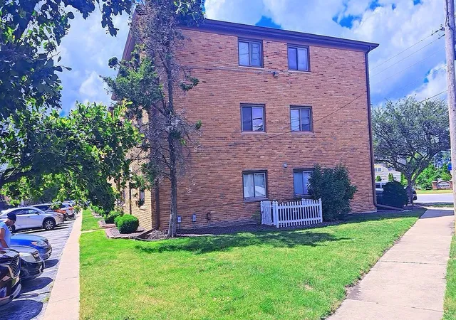 1st image of 1881 Michigan City Rd #3E, Calumet City, IL 60409 | MLS# 12691962